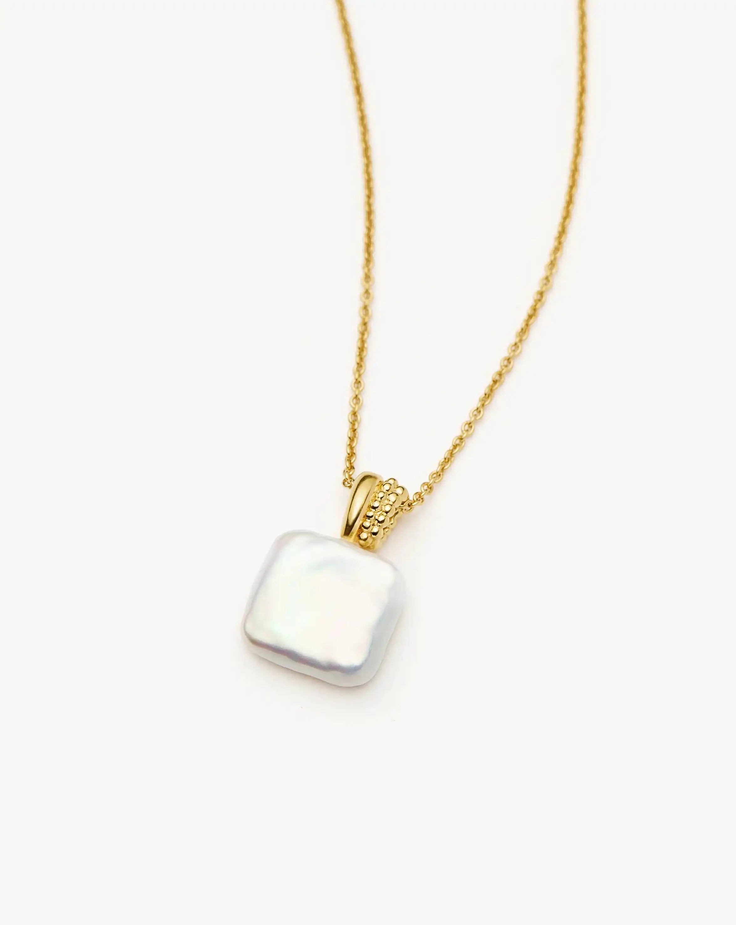 Missoma Baya Square Pearl kaulakoru kulta helmi 45 cm