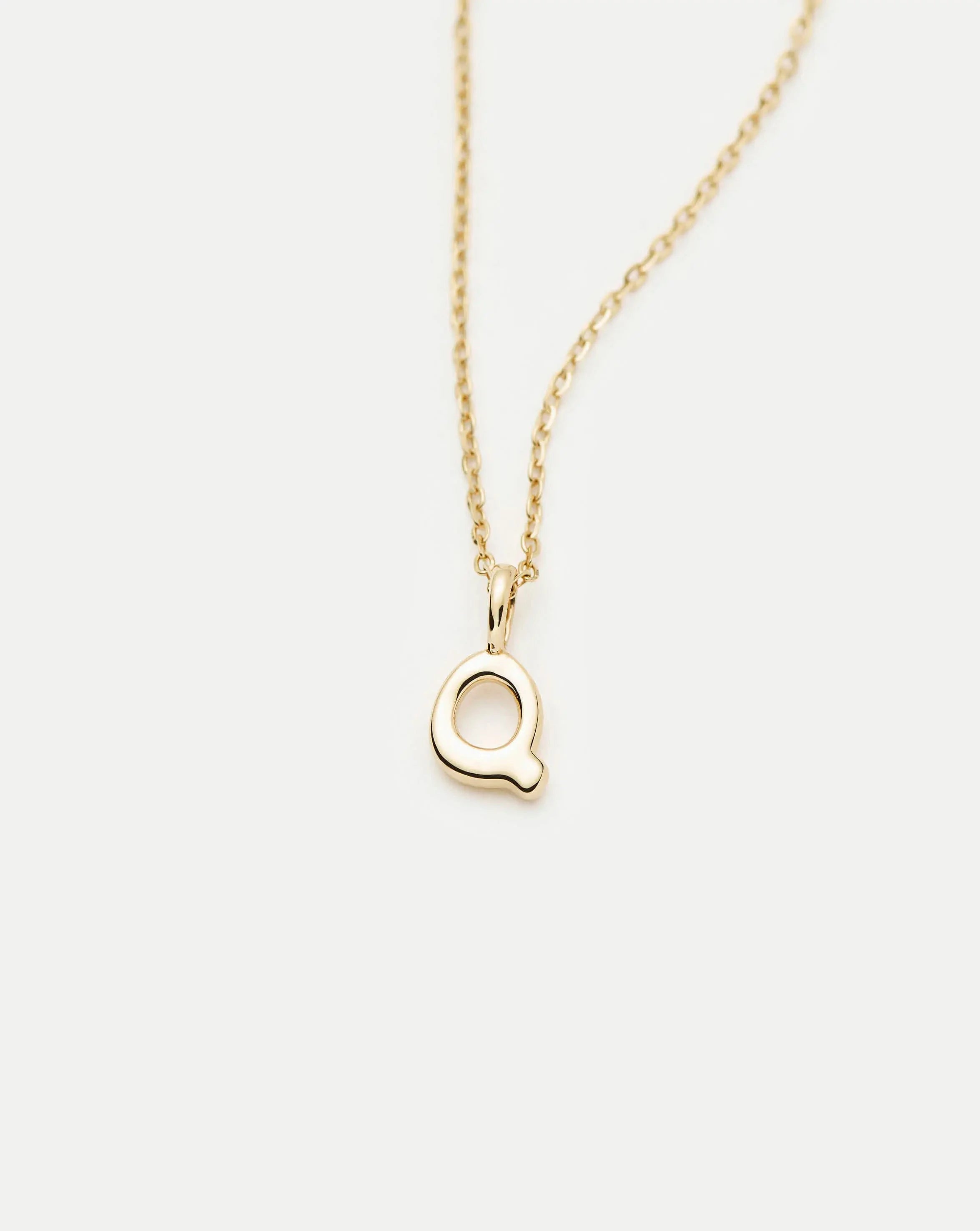 MISSOMA Initial Mini Pendant kaulakoru Q 14k kulta