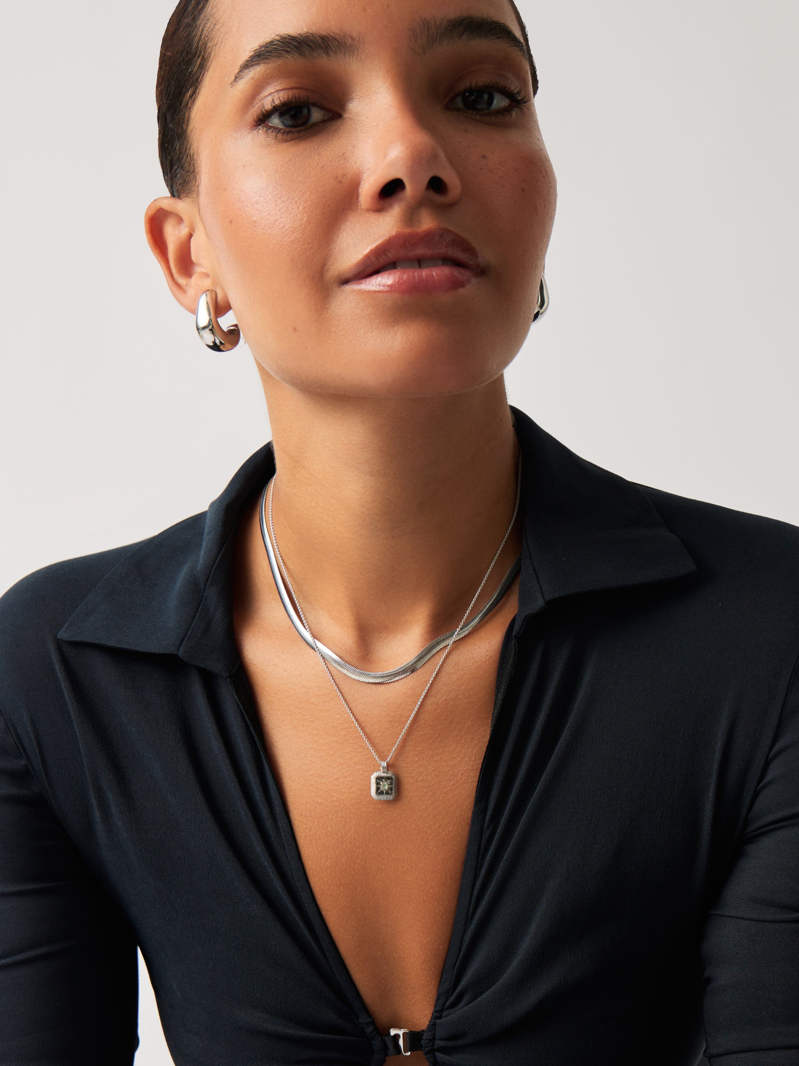 Missoma March Birthstone riipuskaulakoru hopea akvamariini