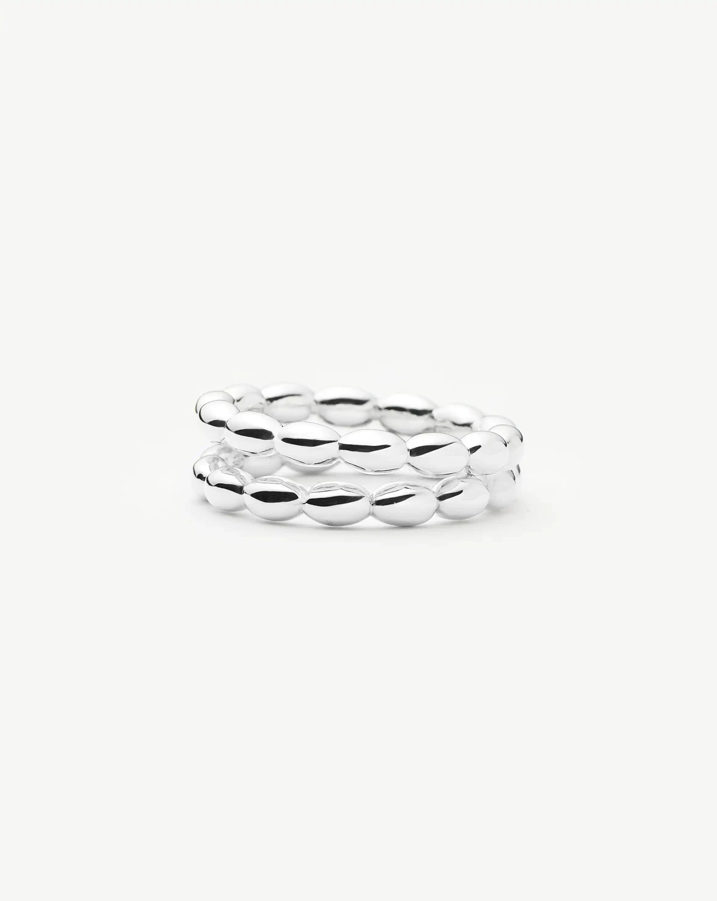Missoma Molten Olive Stacked sormus hopeoitu