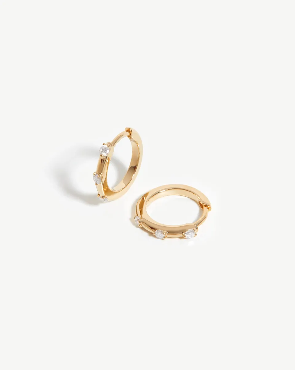 Missoma Solid Gold Diamond Studded huggie-korvakorut timantti