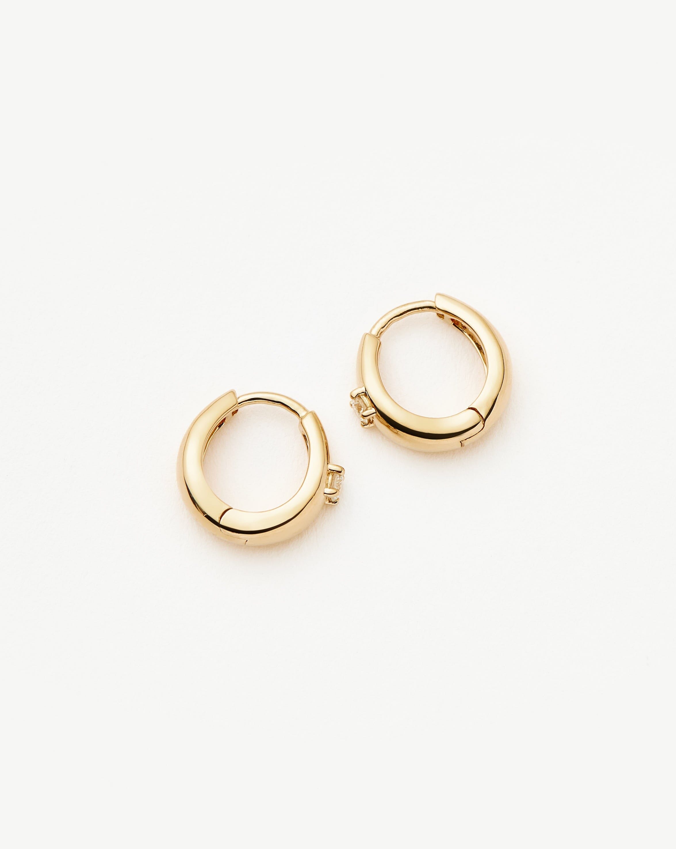 Missoma Diamond Dome Huggies korvakorut 9k timantti