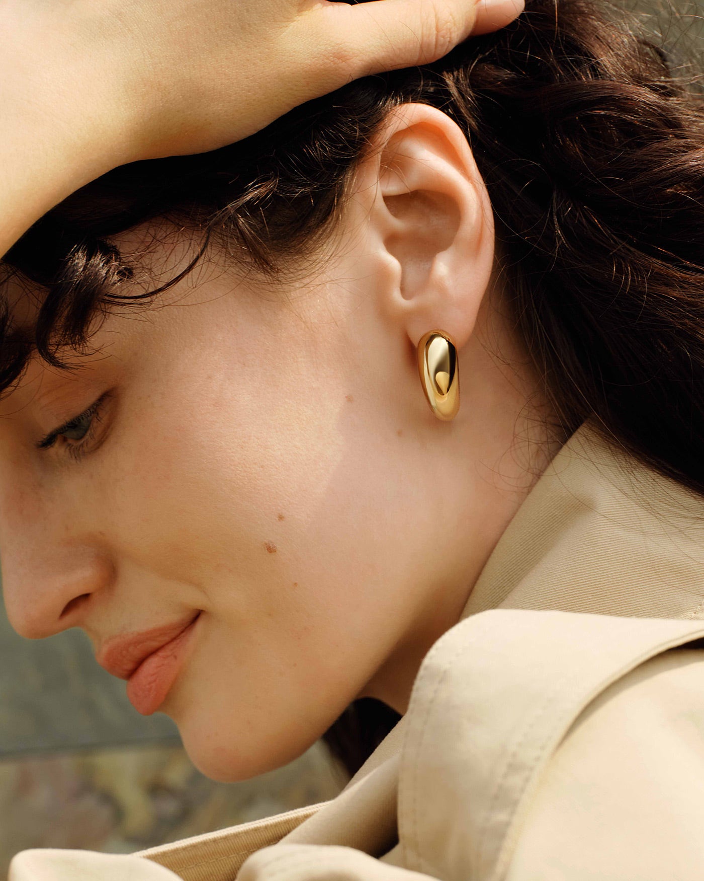 Ania Haie Large Dome Stud korvarenkaat kulta