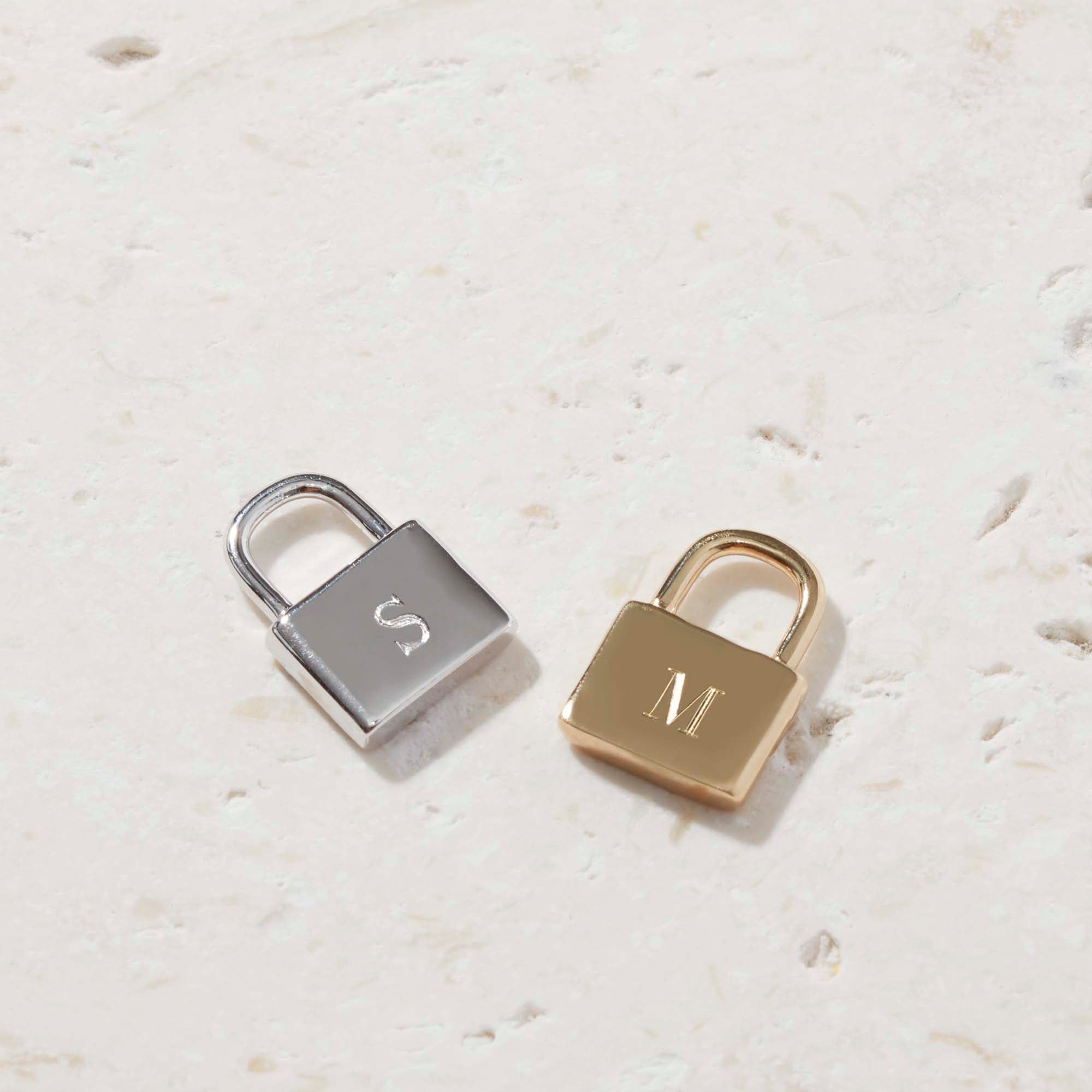 Muru Padlock kaulakoru kulta kaiverrettava
