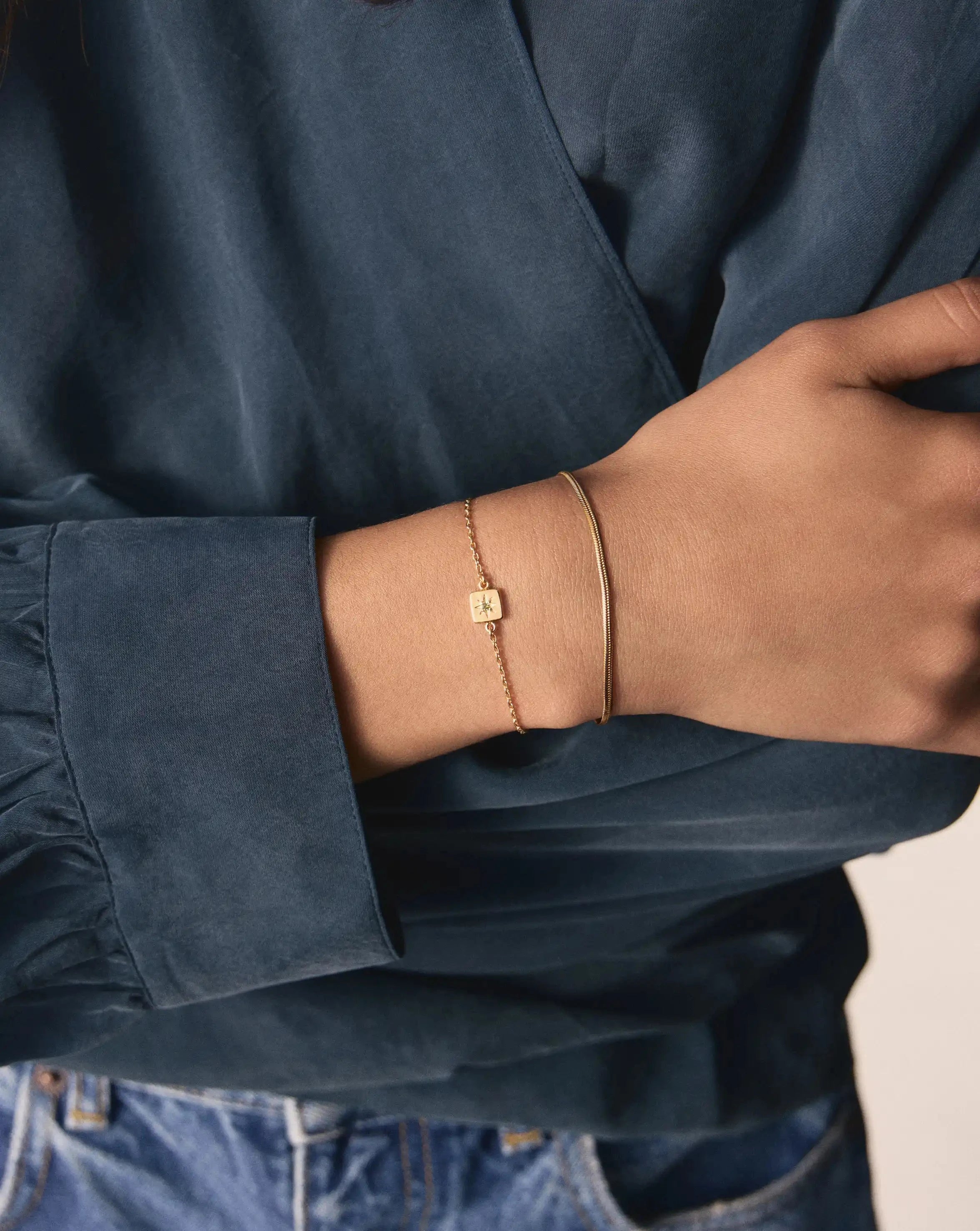 Missoma August Birthstone Slider rannekoru kulta peridootti