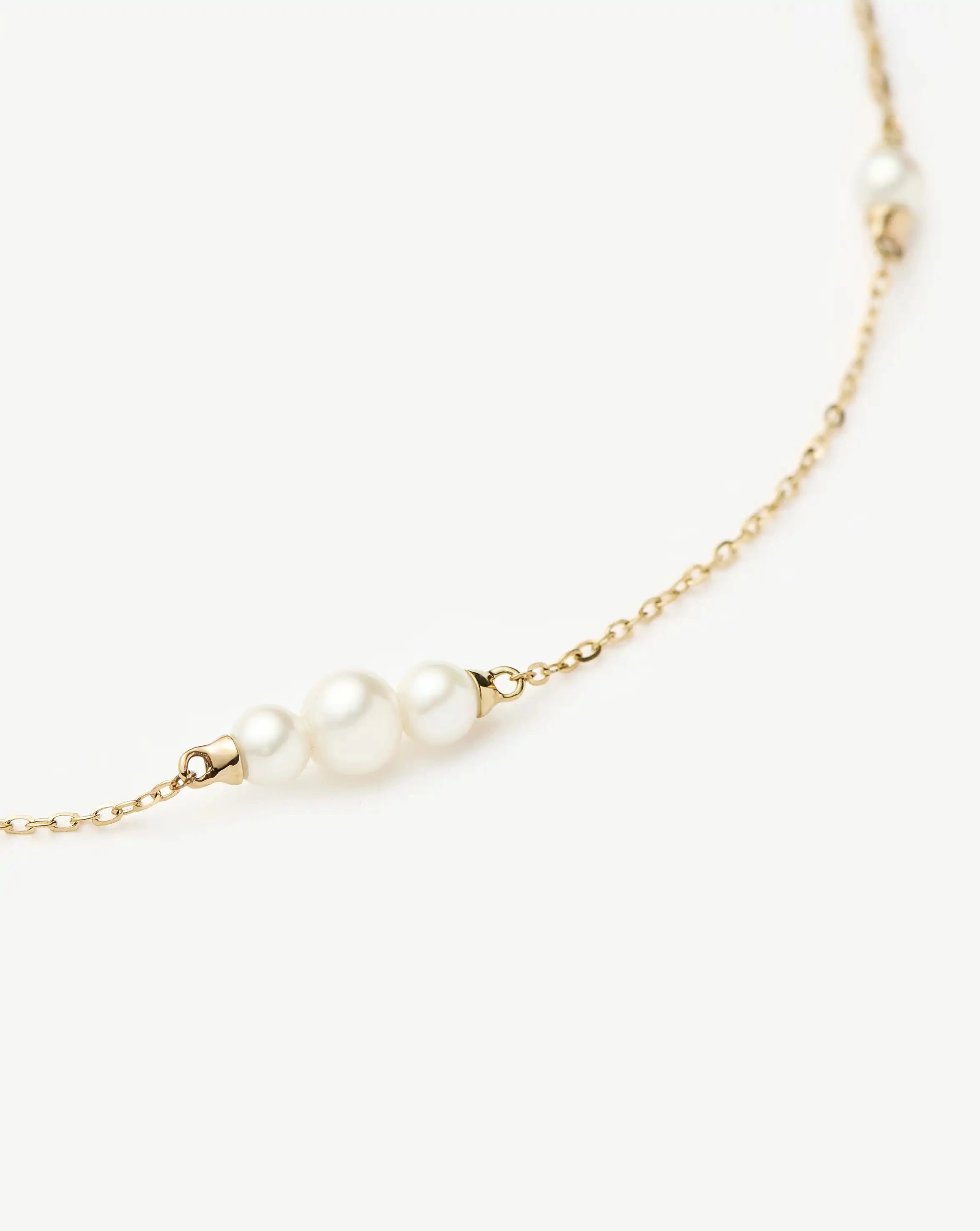 Missoma Solid Gold Pearl Chain kaulakoru 14kt kulta helmi