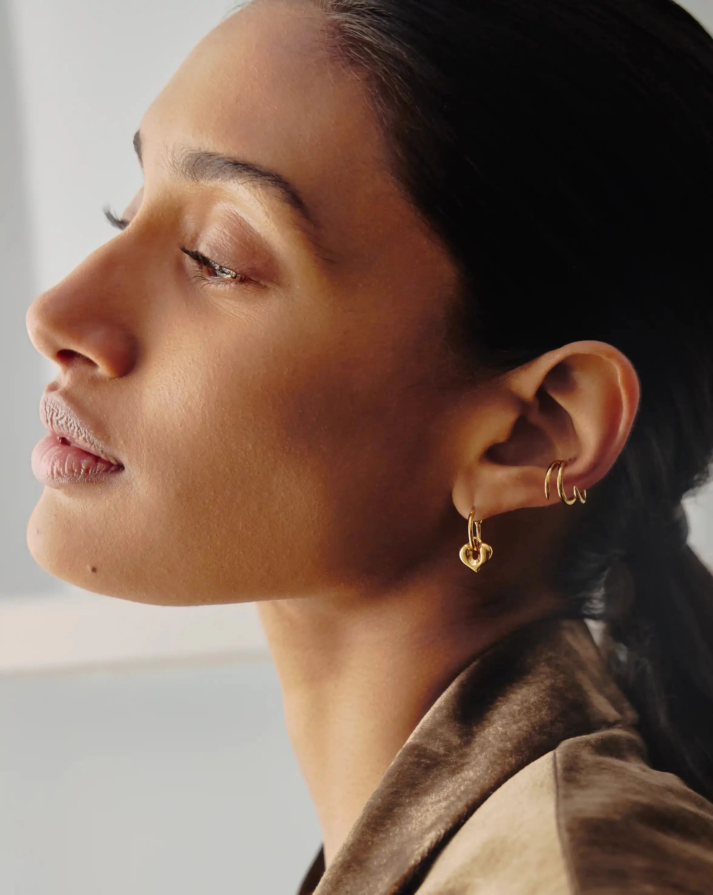Missoma Lacuna Claw ear cuff kullattu