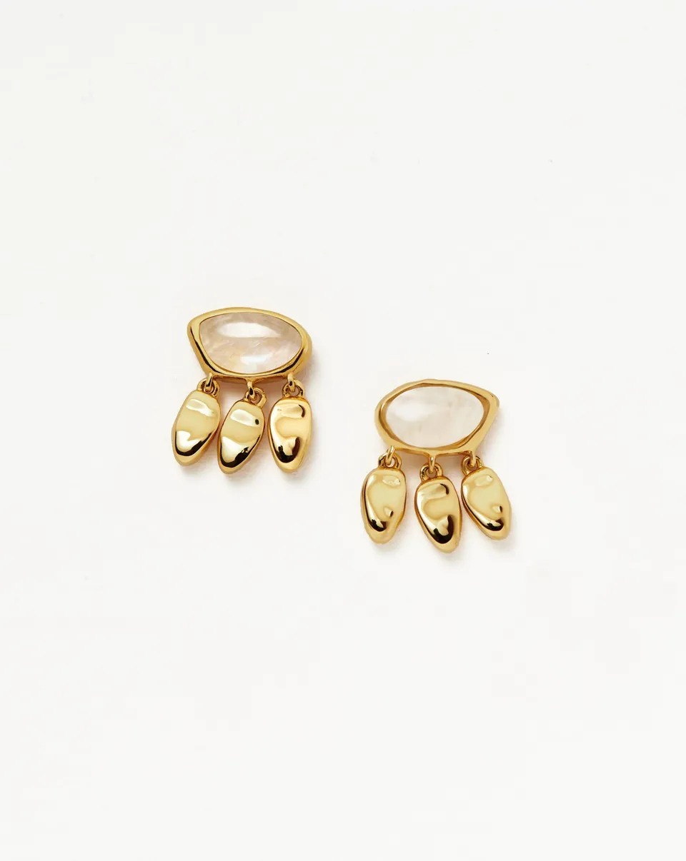 Missoma Molten Gemstone Charm nappikorvakorut kuukivi