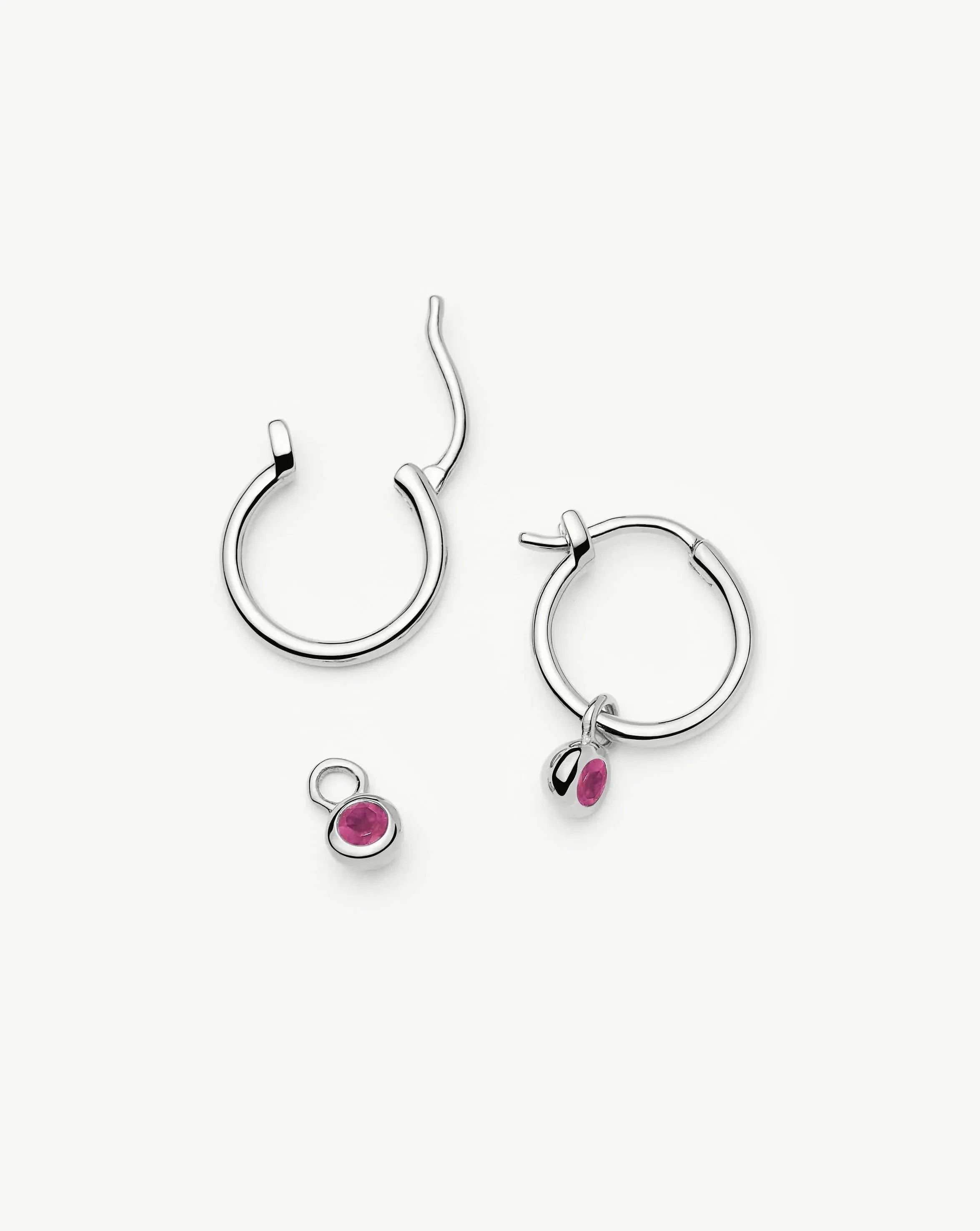 Missoma July Birthstone korvarenkaat hopea rubiini 11,5 mm