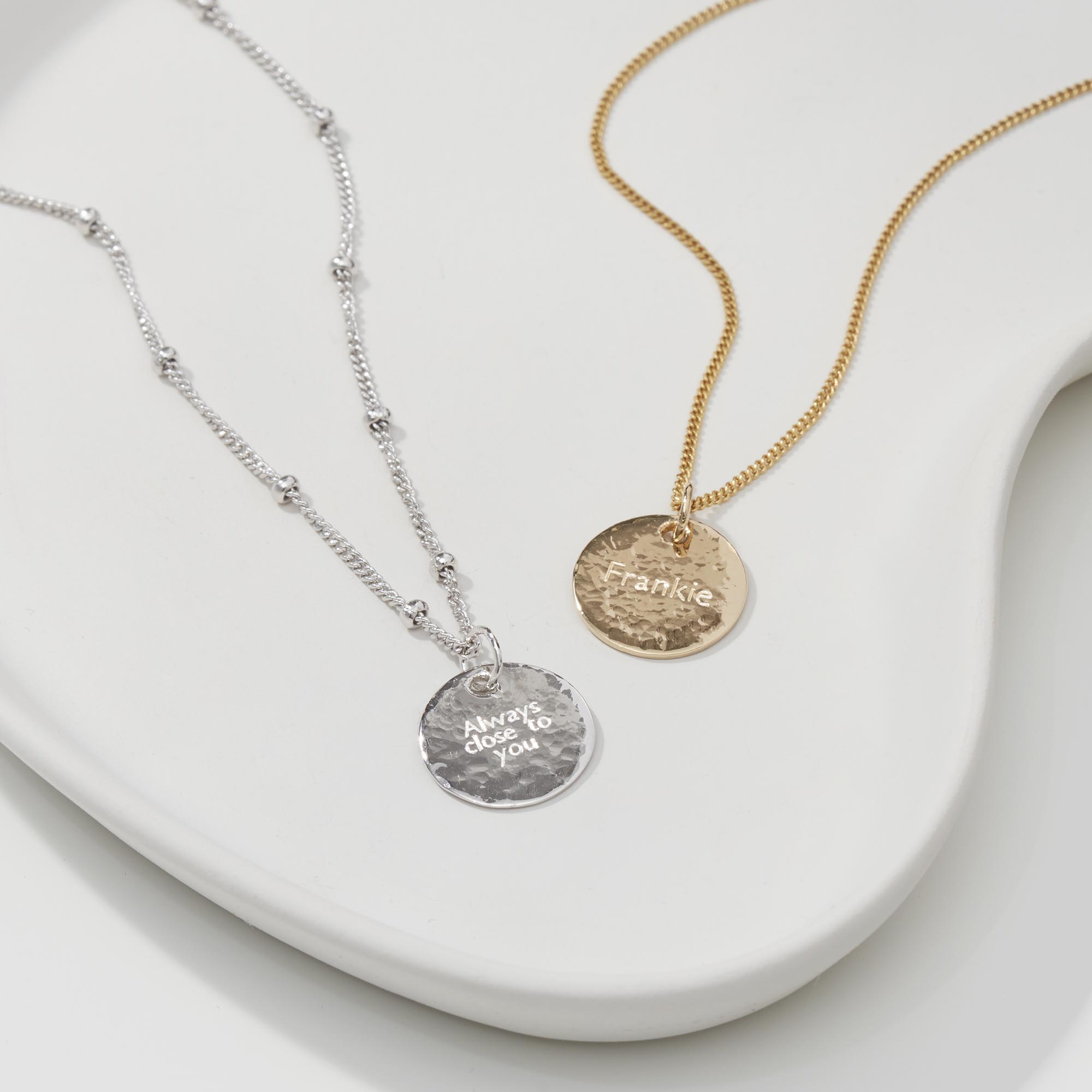 Muru Hammered kaulakoru kulta 16" kaiverrettava