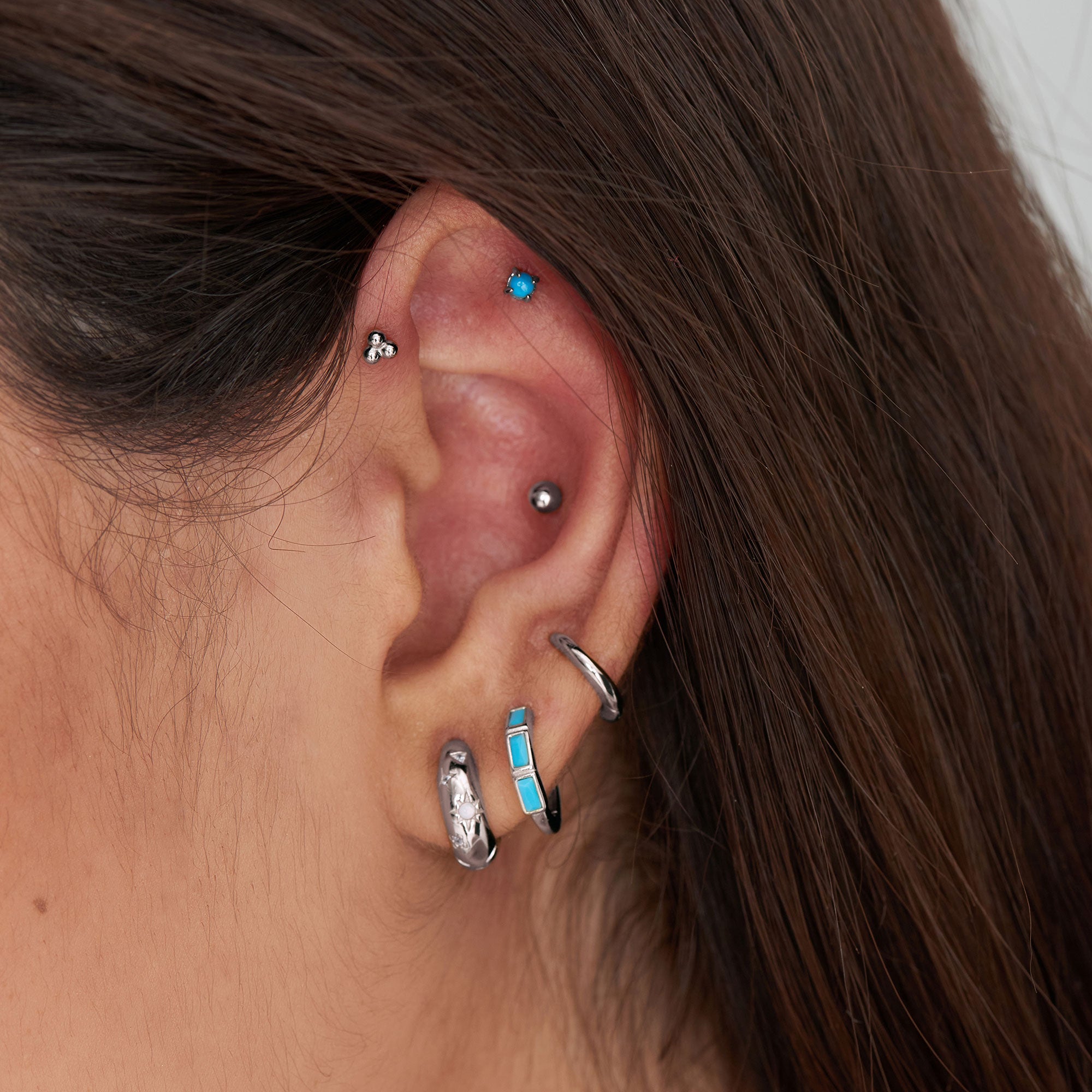 Ania Haie Ear Edit Smooth huggie-korvakorut hopea 12 mm