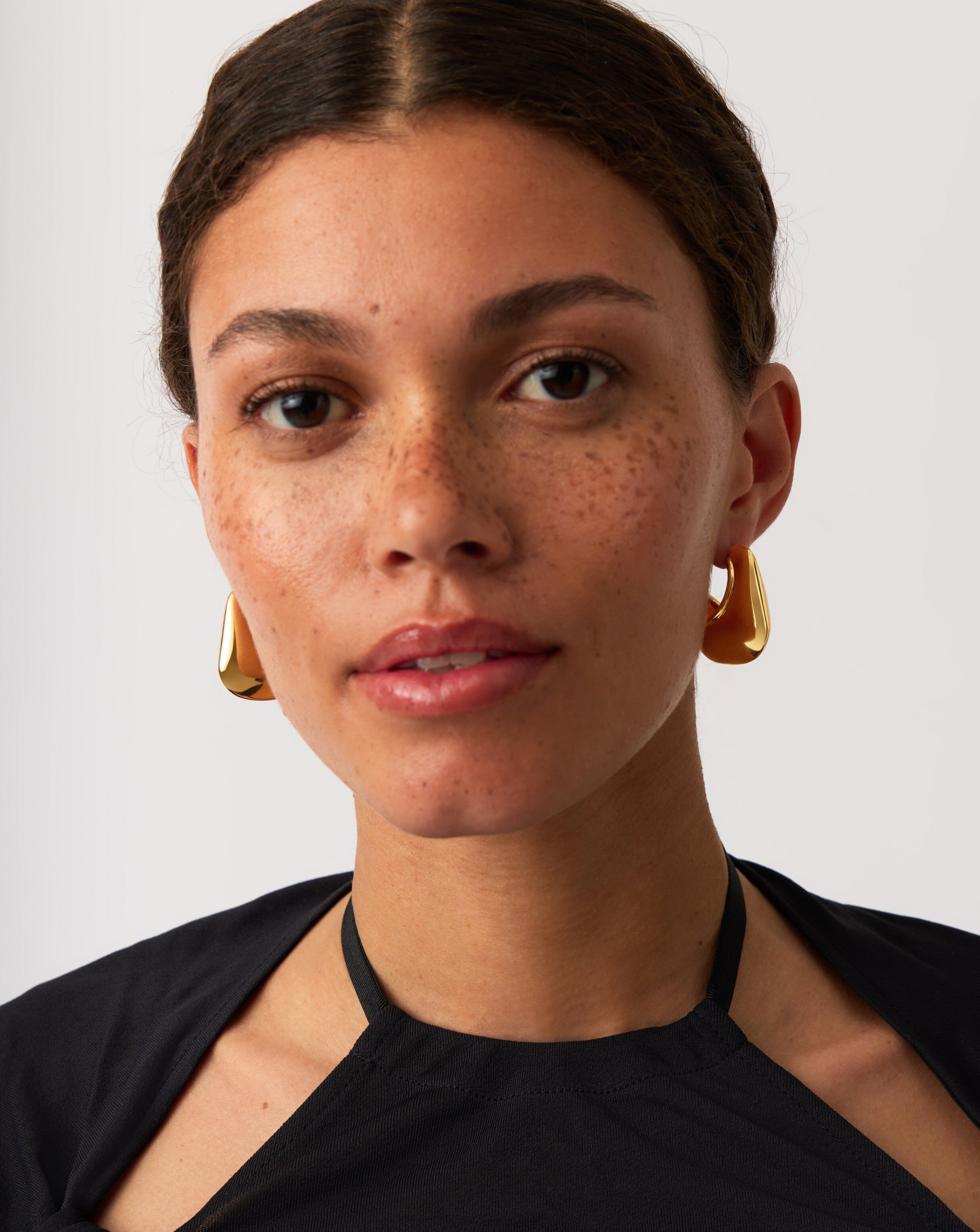 Missoma Hera Dome Large hoop-korvakorut kullattu