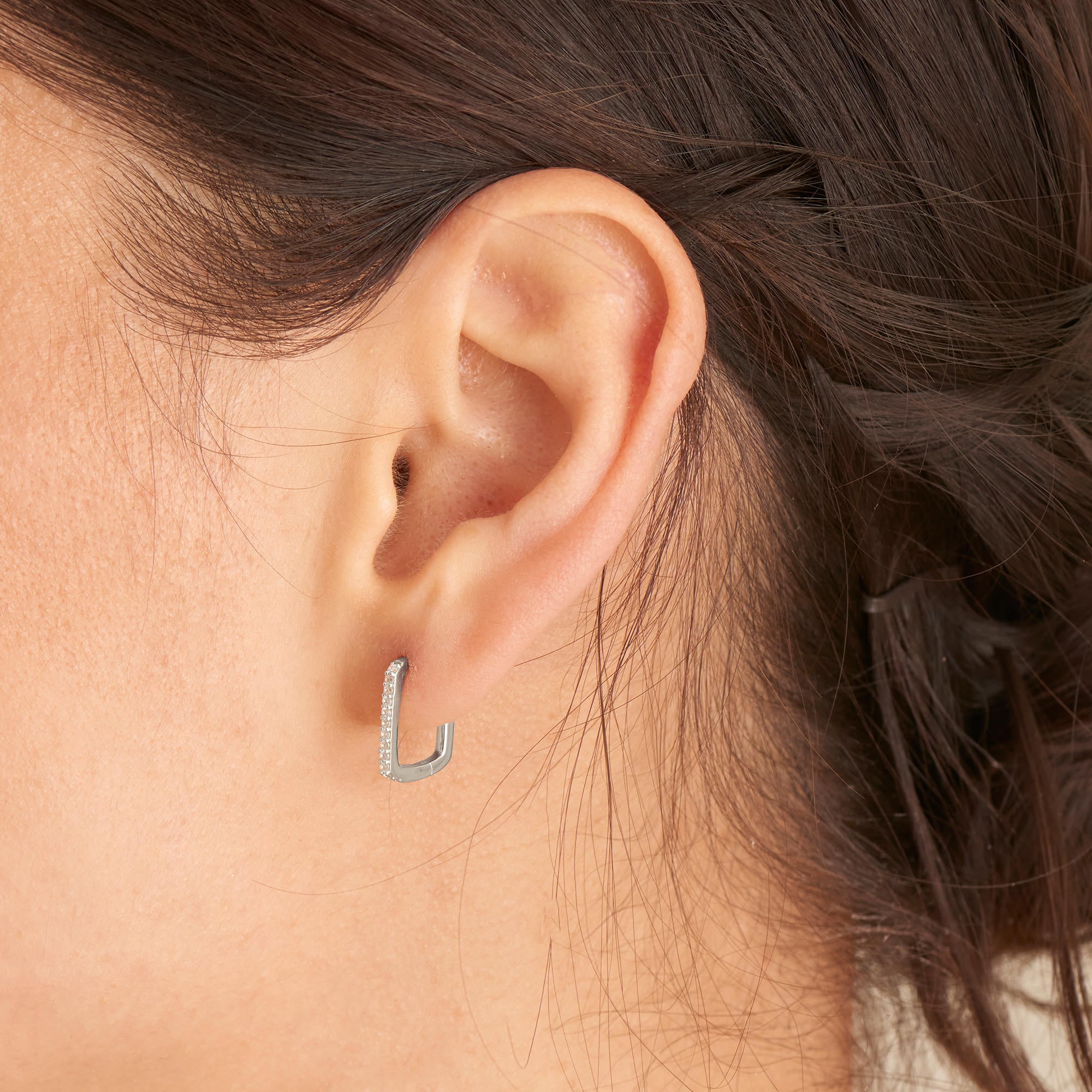 Ania Haie Glam Rock Oval Hoop rengaskorvakorut hopea zirkonia