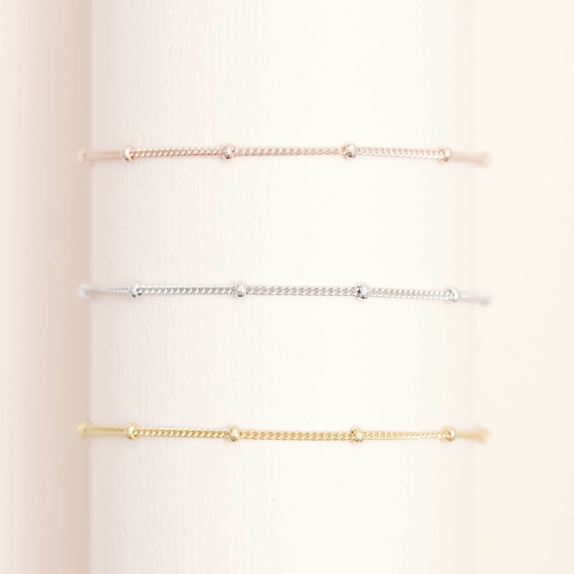 Muru Bead rannekoru kulta palloketju