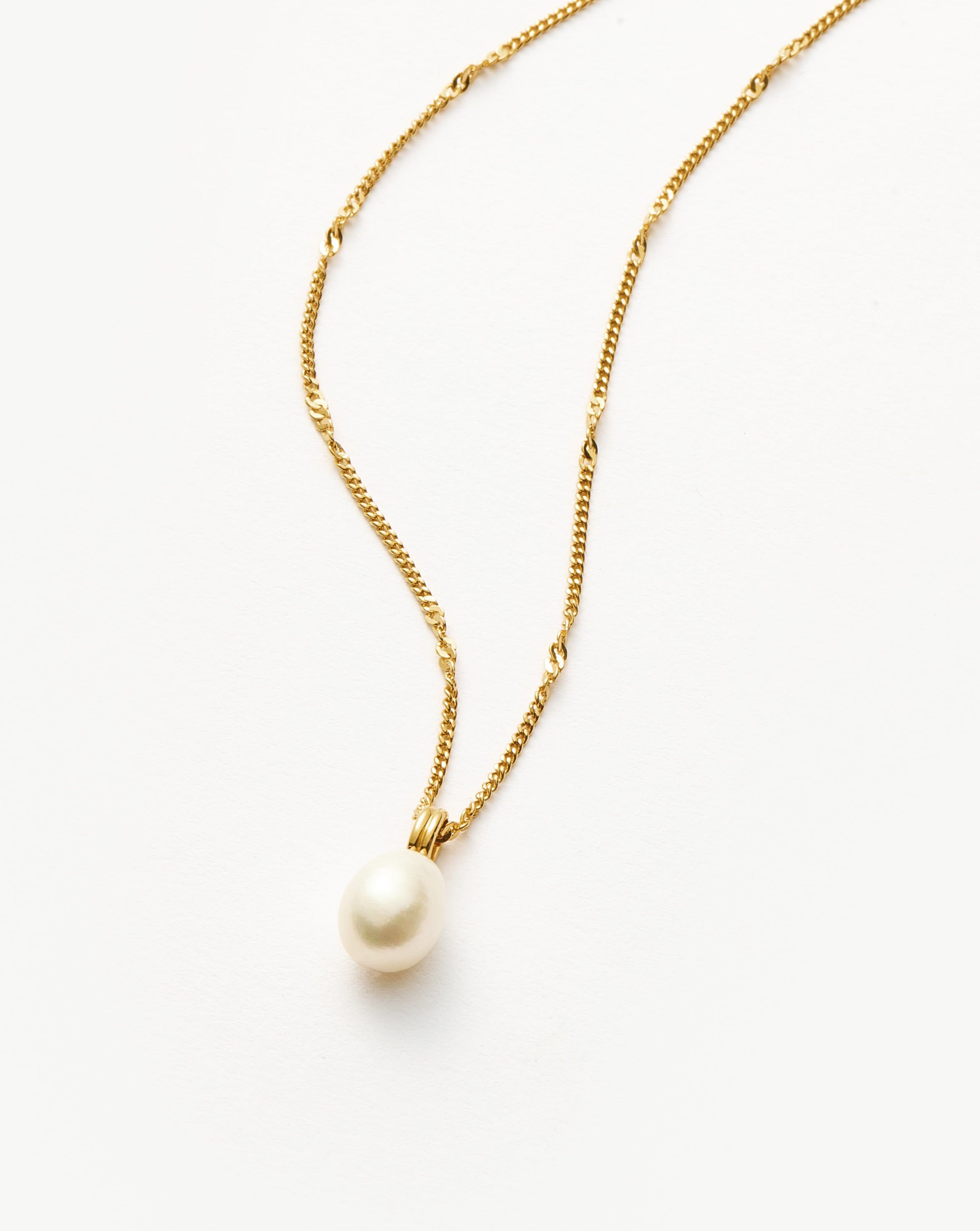 Missoma Baroque Pearl kaulakoru kullattu helmi