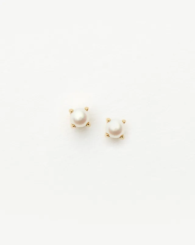 Missoma Pearl Stud korvakorut 9k kulta helmi