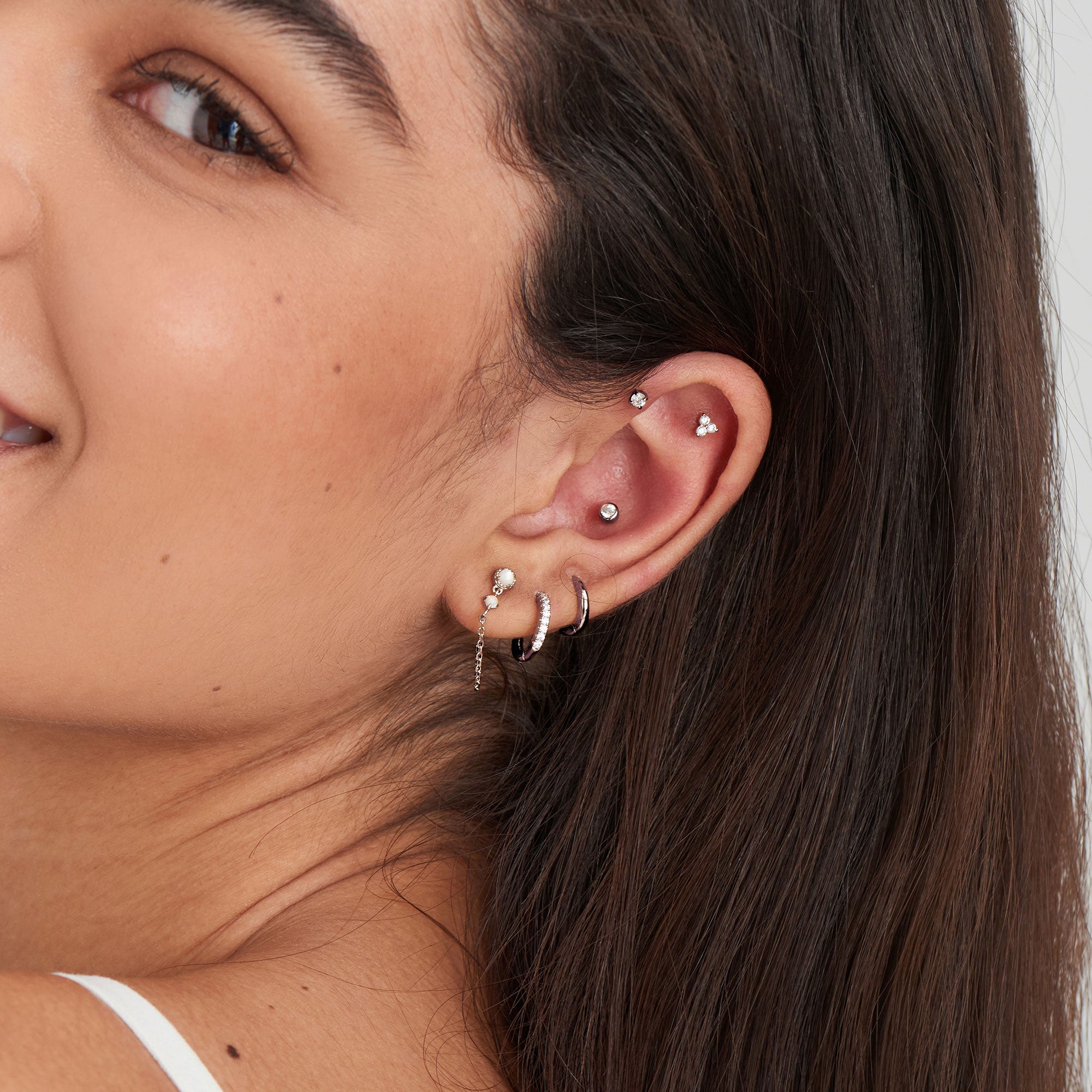 Ania Haie Ear Edit Smooth Mini Huggie korvakorut hopea