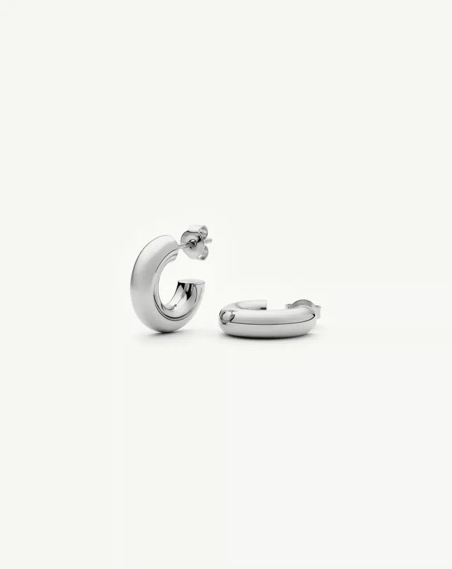 Missoma Classic Chubby Small Hoop korvarenkaat platina