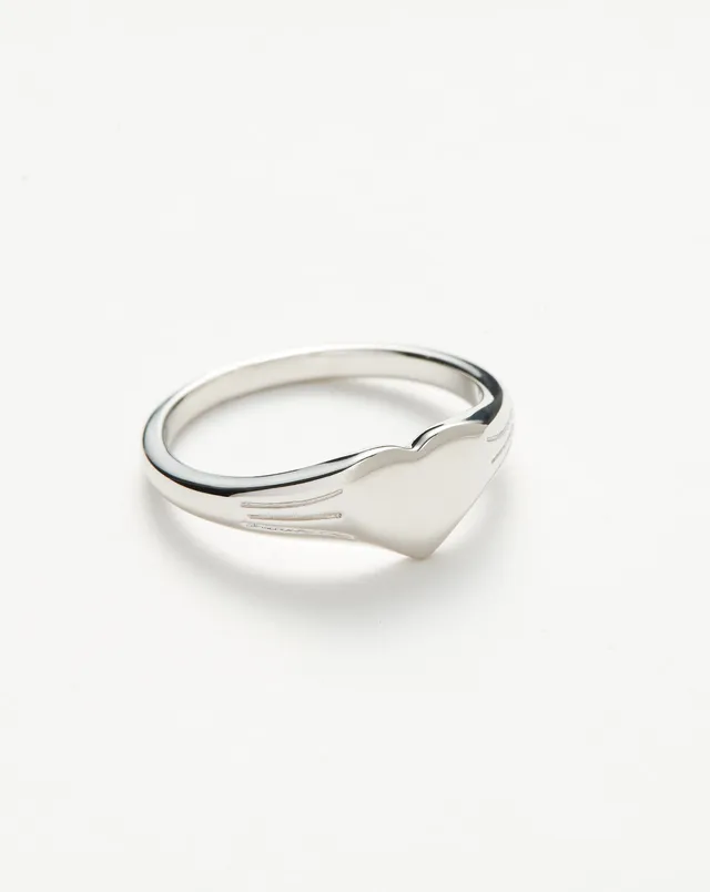 Missoma Engravable Heart sormus hopea kaiverrettava