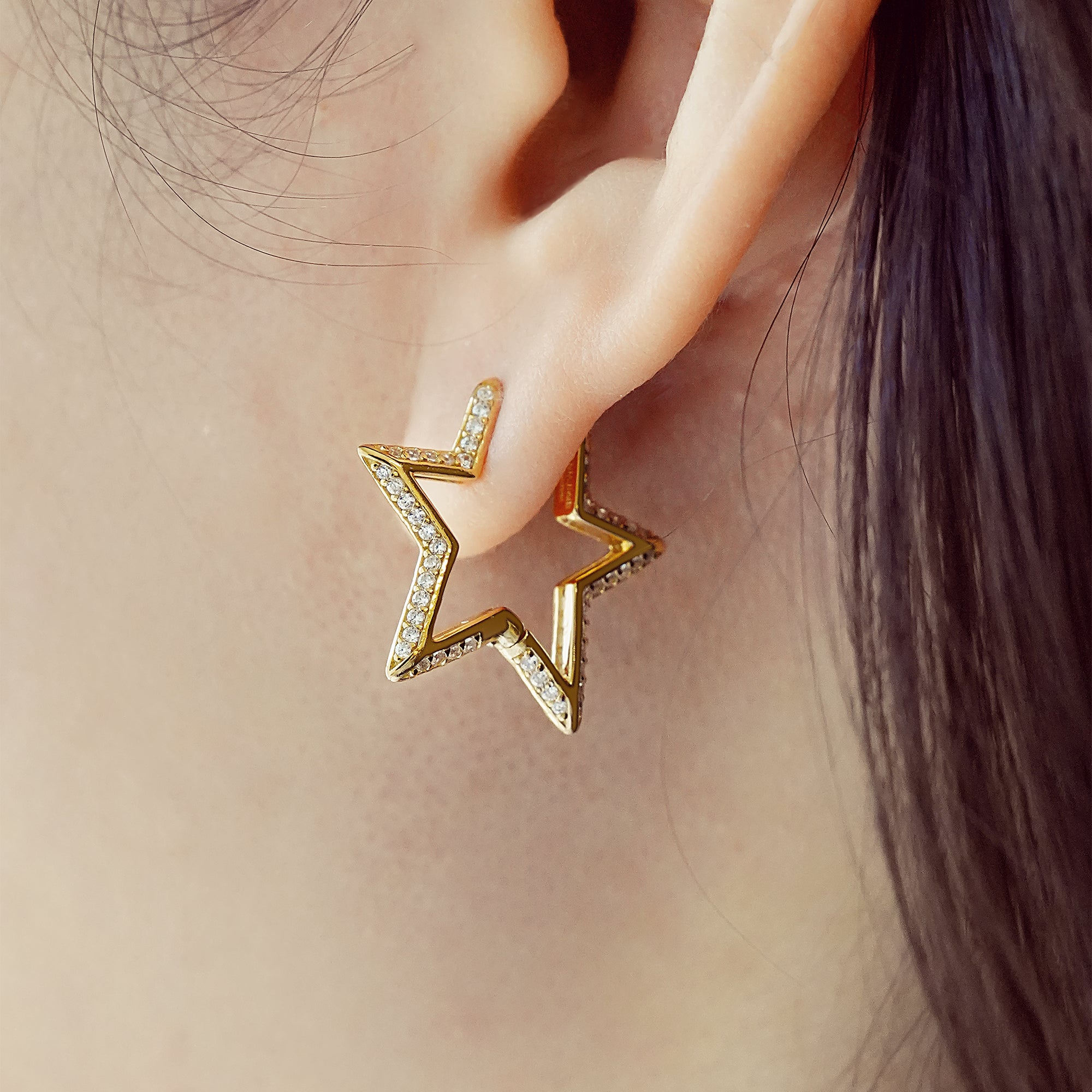 Ania Haie Sunny Sparkler Medium Star Pavé korvakorut kulta 19 mm