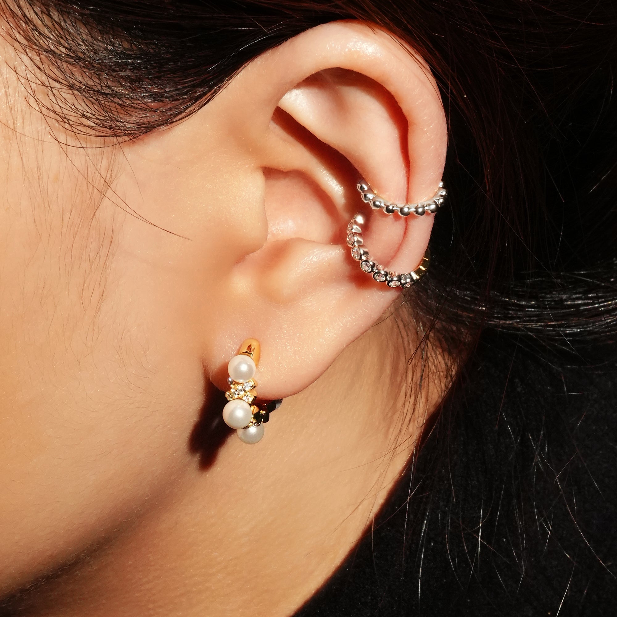 Ania Haie Melodic Poet Beaded ear cuff hopea helmikuvio