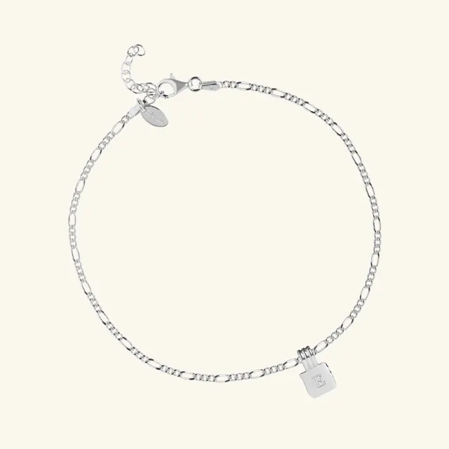 Muru Initial Square Charm Figaro Chain Anklet nilkkakoru hopea