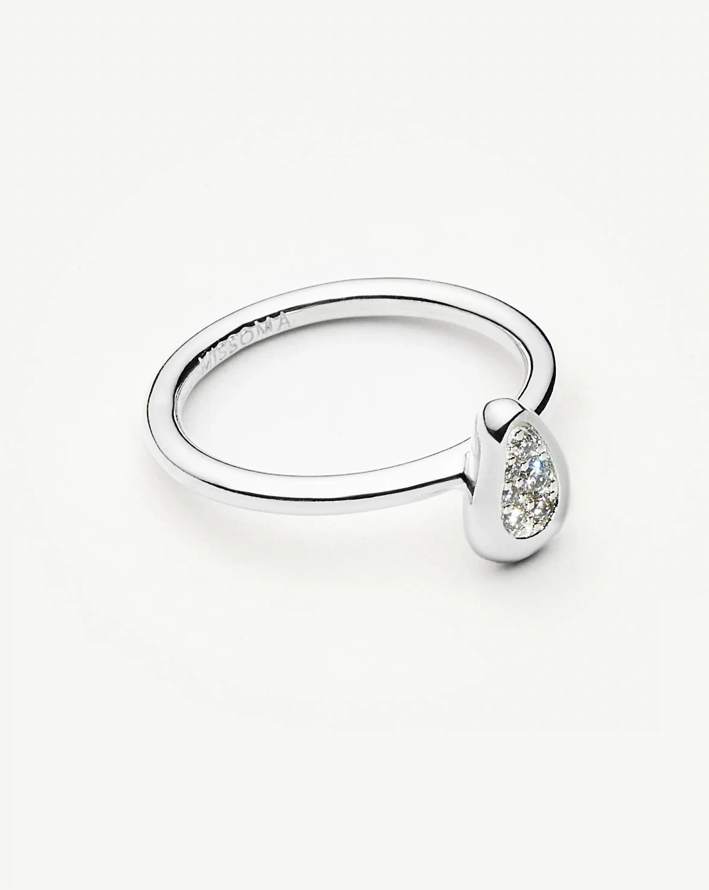 Missoma Molten Teardrop Pavé sormus hopea zirkonia