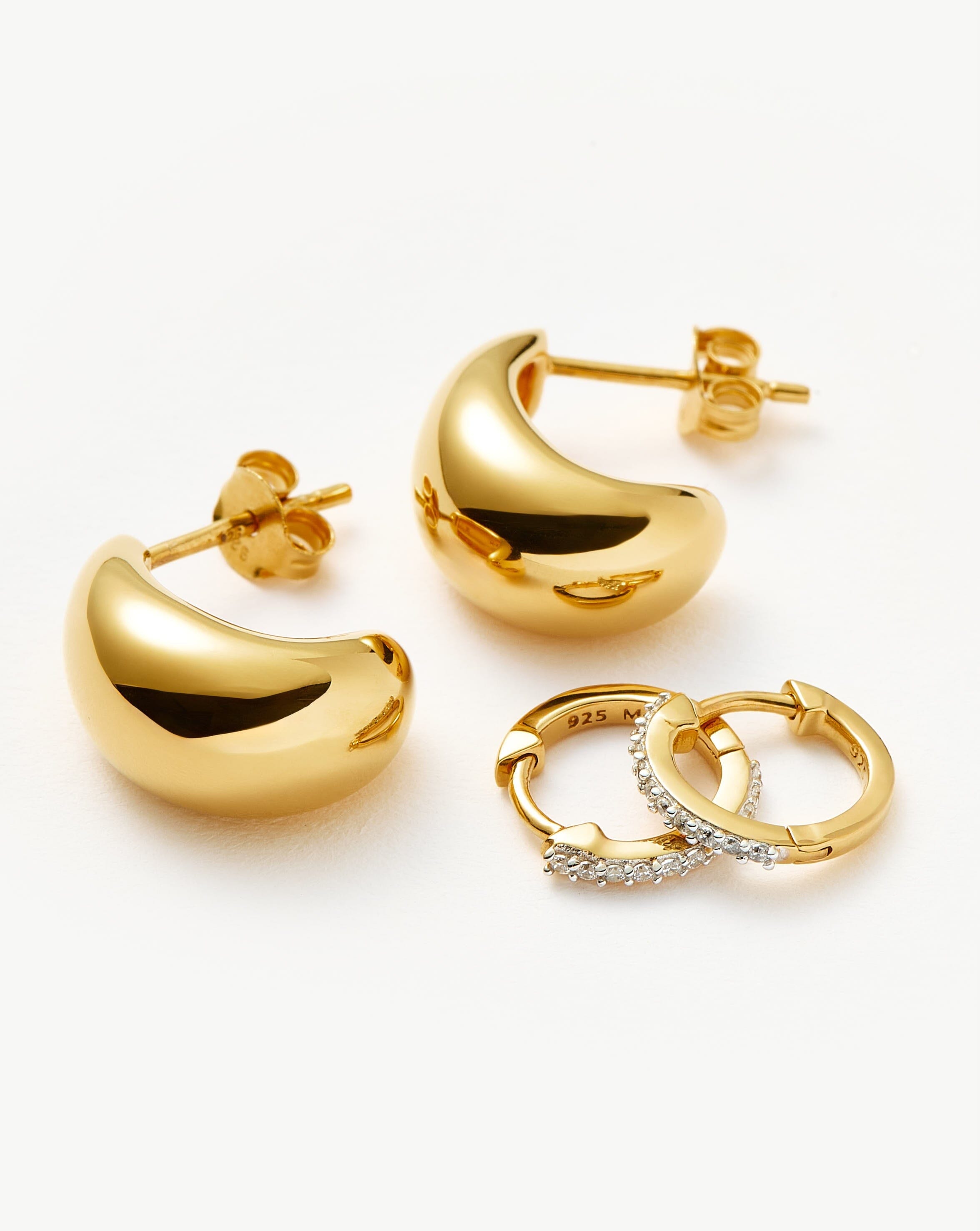 Missoma Ear-ssentials Set korvakorut 2 kpl kullattu pavé
