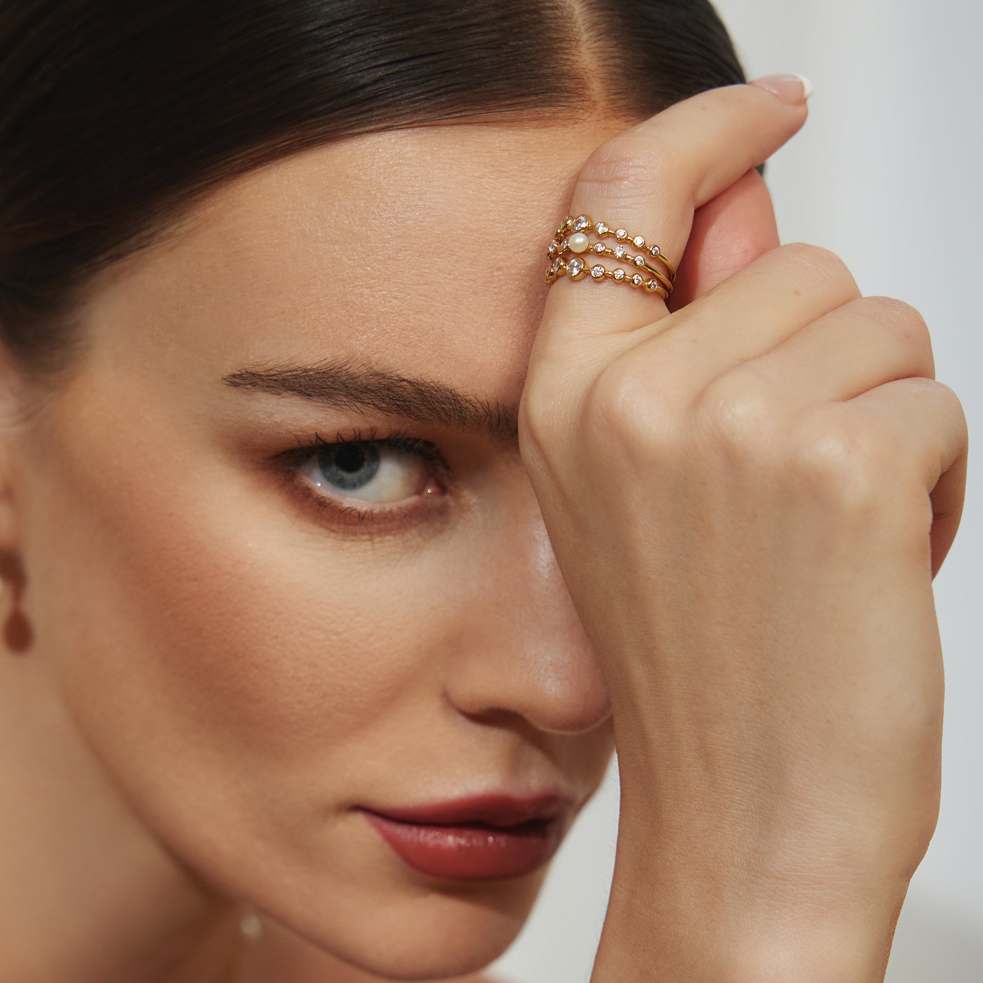 Ania Haie Miss Dainty Zig-Zag sormus kulta zirkonia