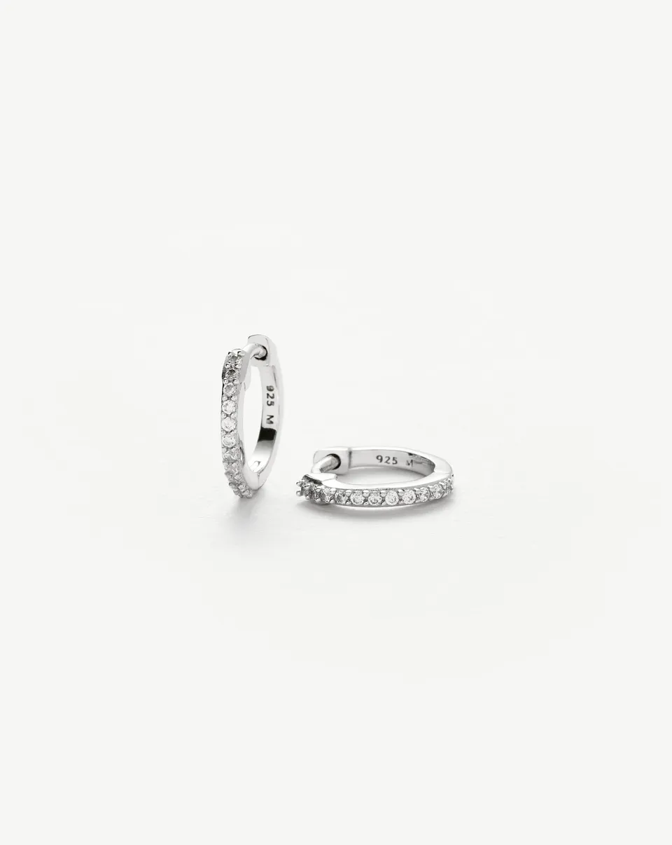 Missoma Classic Pave huggie-korvakorut hopea zirkonia