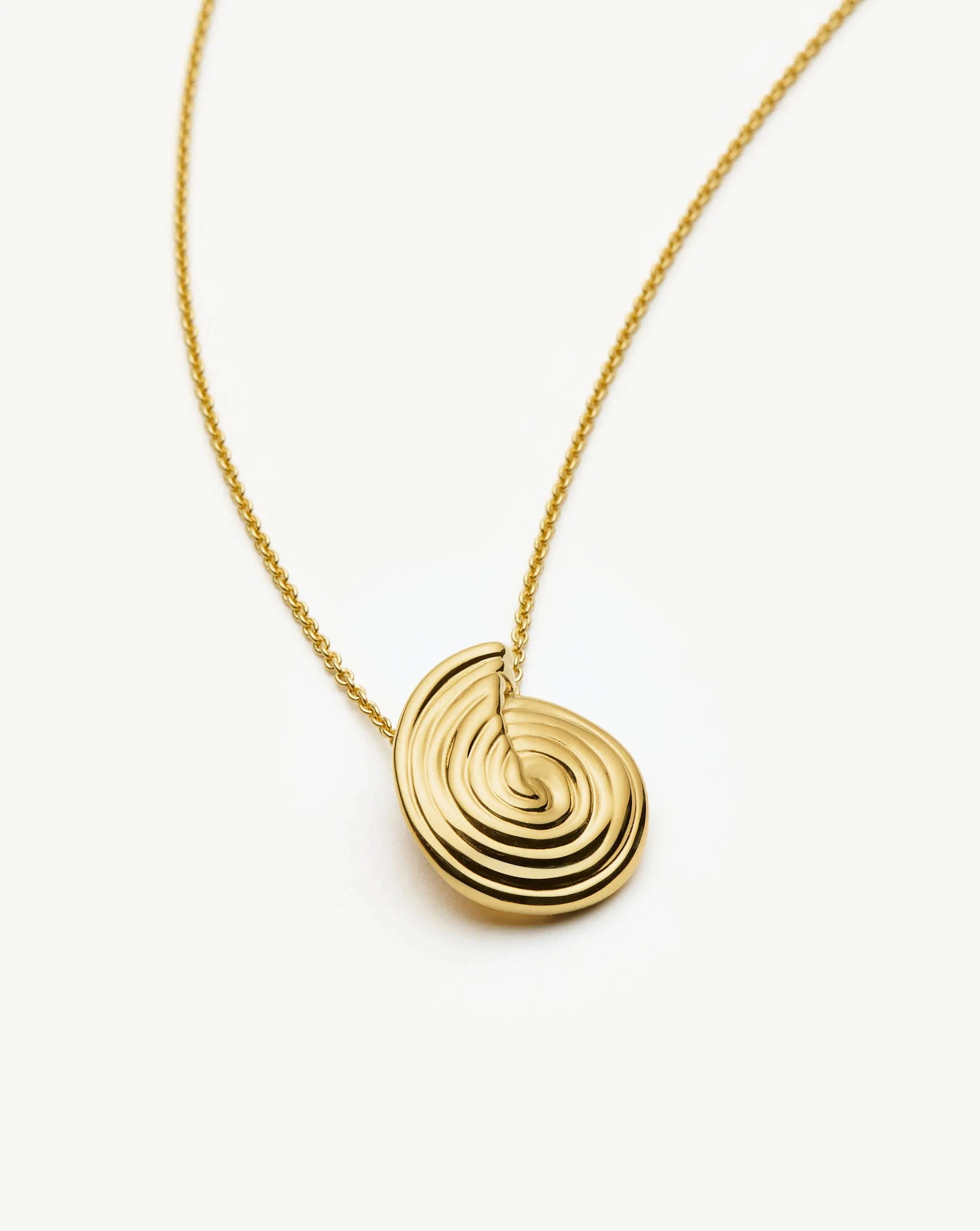 MISSOMA Spiral Mini Pendant kultakaulakoru kullattu spiraaliriipus
