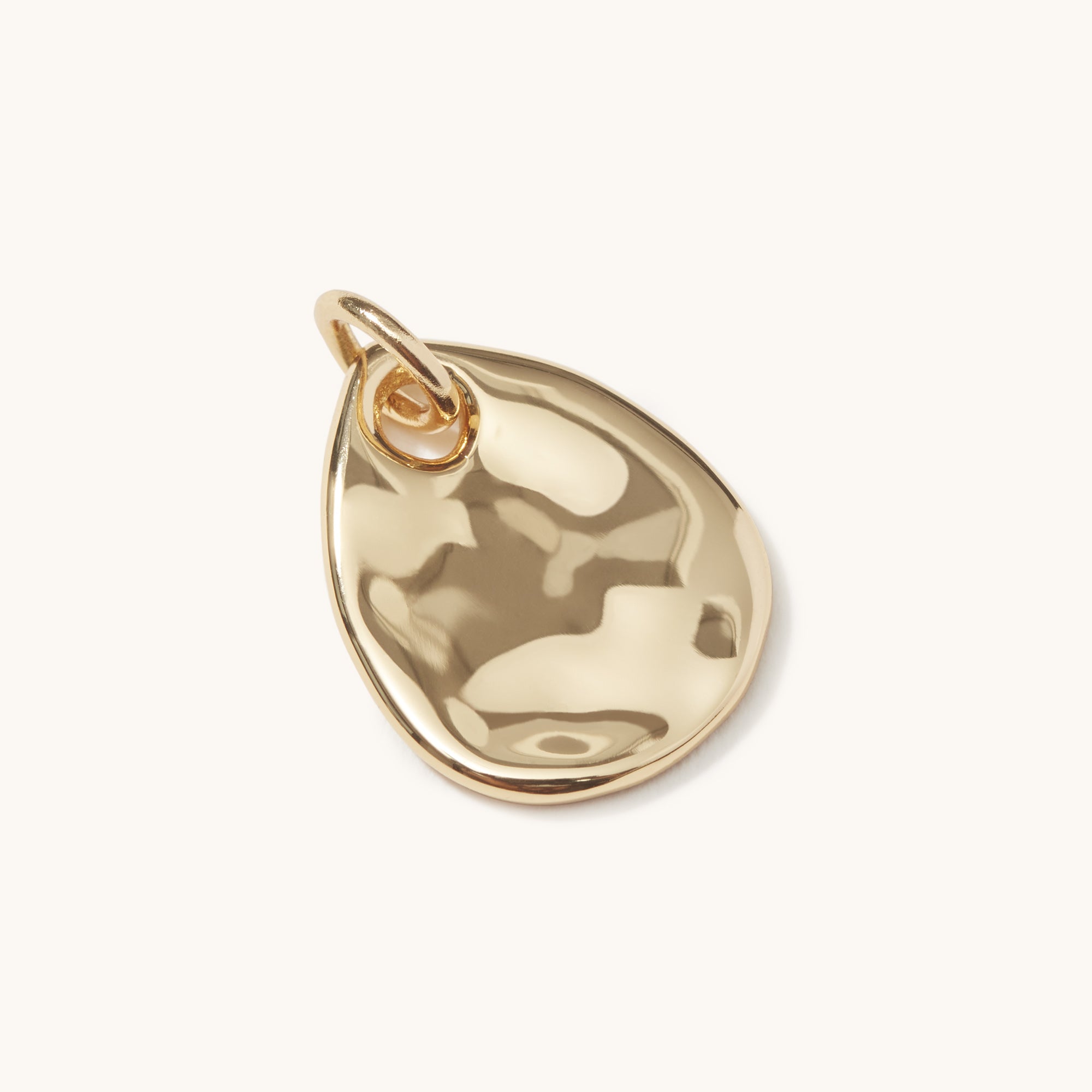 Muru Jewellery Ripple riipus kulta pisara kaiverrettava