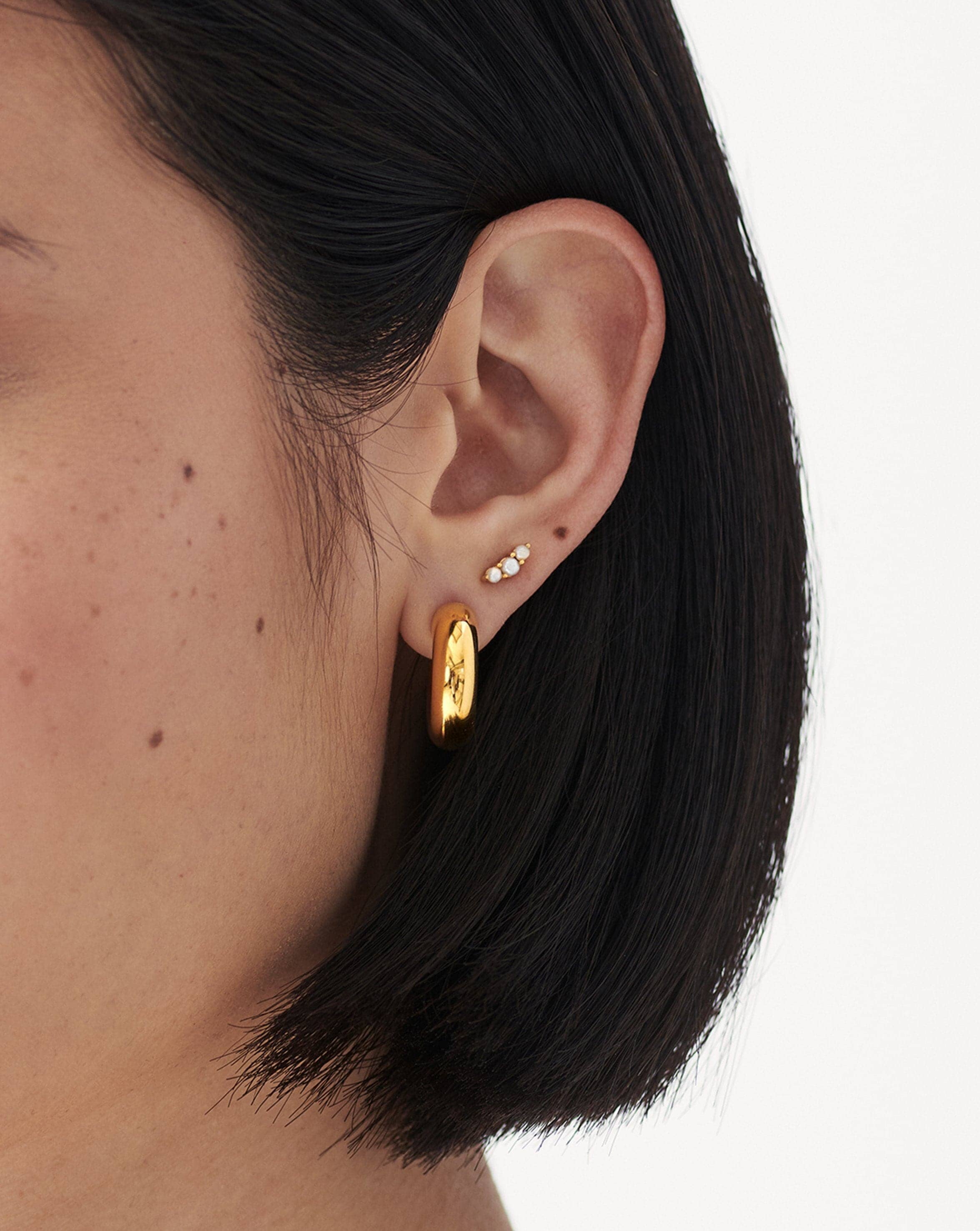 Missoma Trio Stud Earrings nappikorvakorut helmi