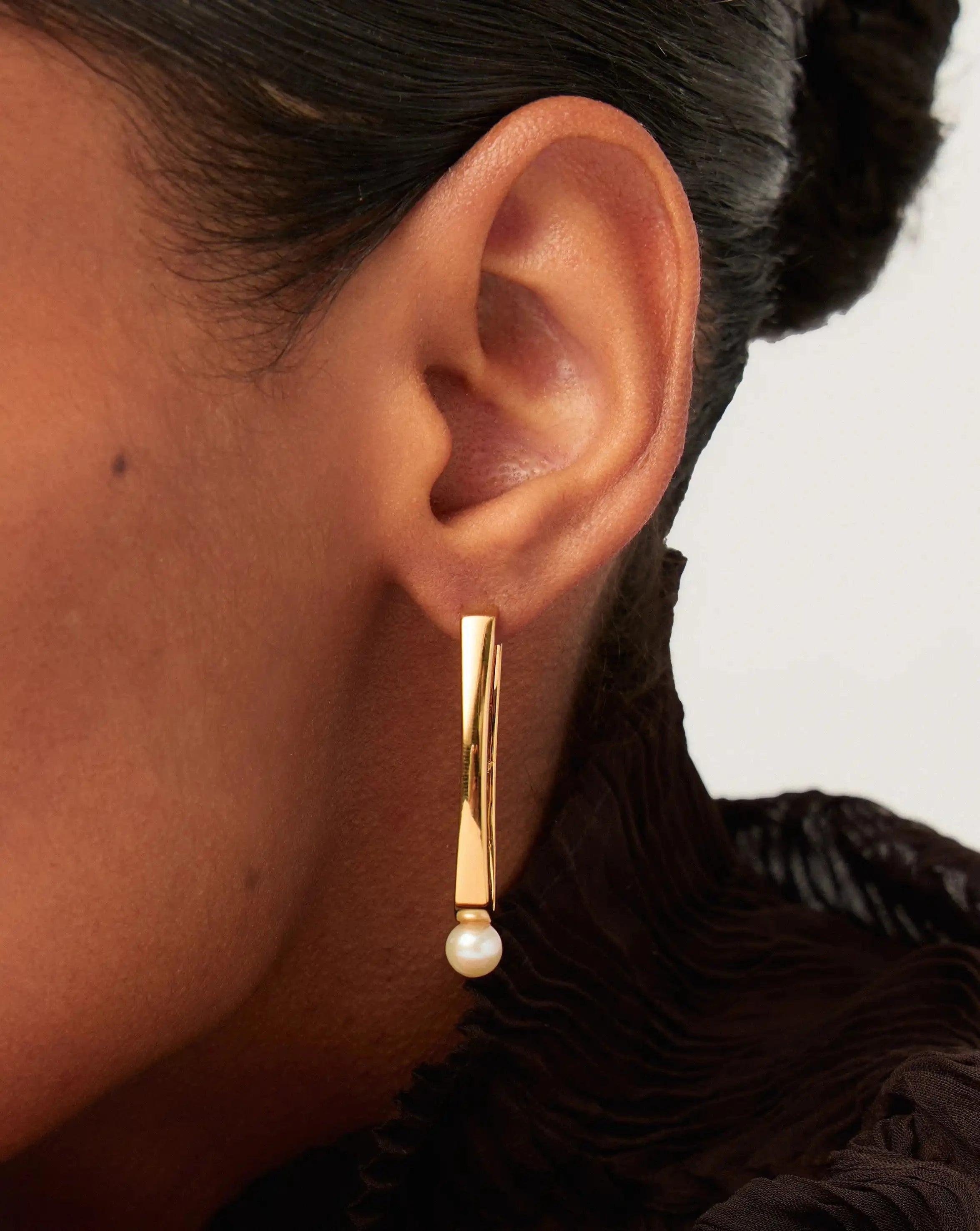 MISSOMA Button Pearl Ovate Hoop korvakorut kulta helmi