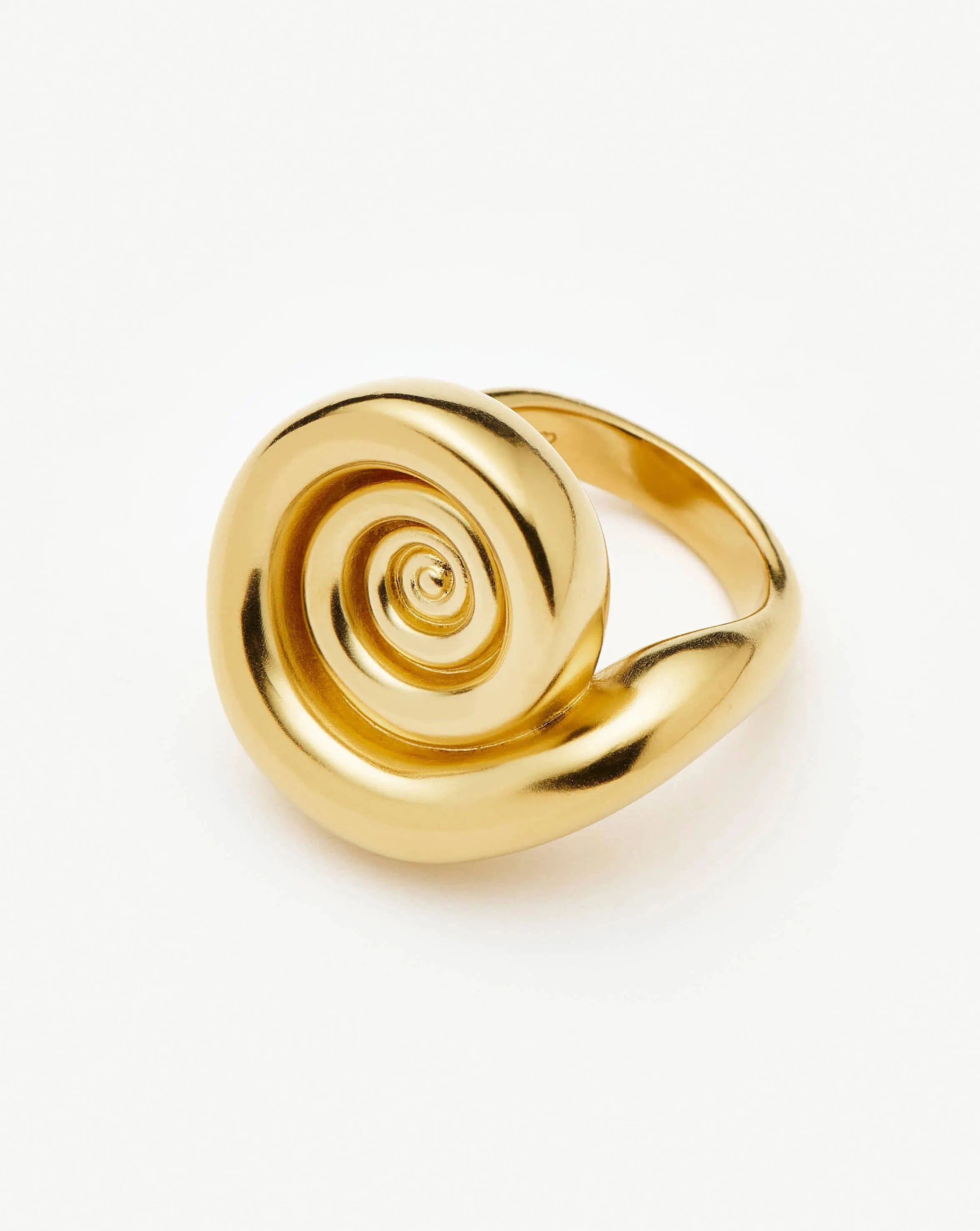 MISSOMA Spiral Statement sormus leveä spiraali kulta