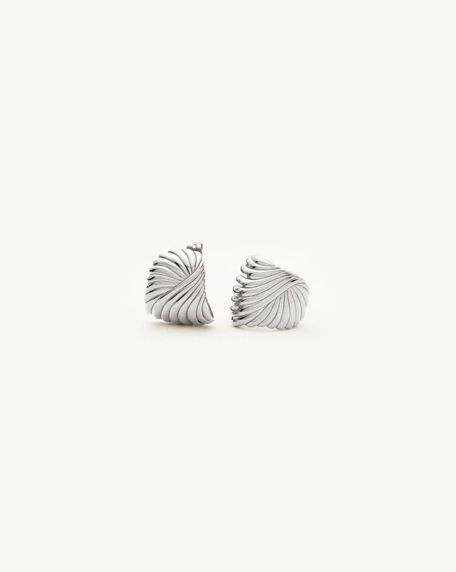 Missoma Ripple Stud Earrings nappikorvakorut hopeoitu