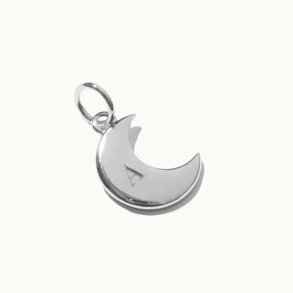 Muru Personalised Moon riipus hopea nimikirjain