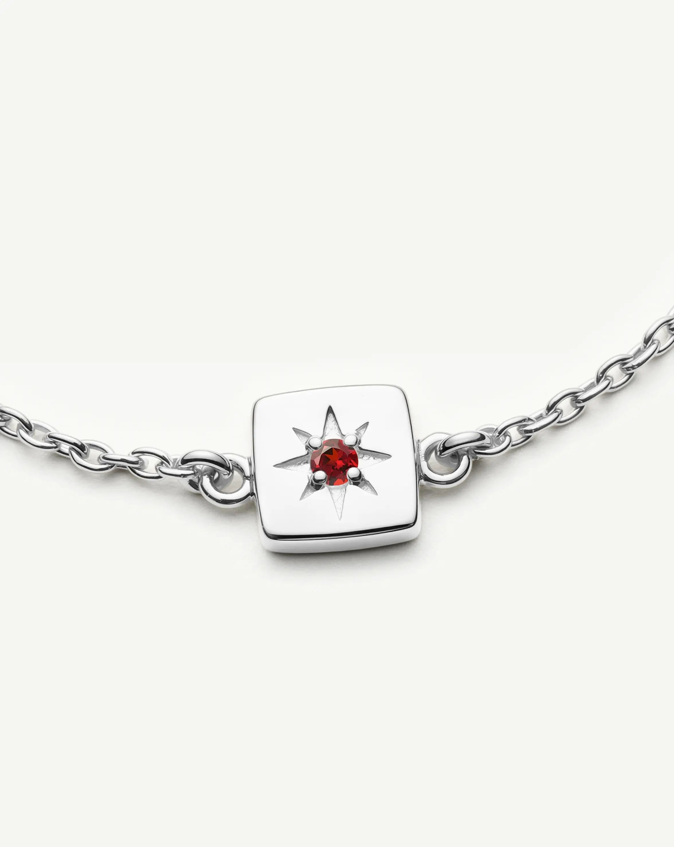 Missoma January Birthstone Slider rannekoru granaatti hopeoitu